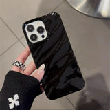 Luxury 3D Wavy Pattern Case