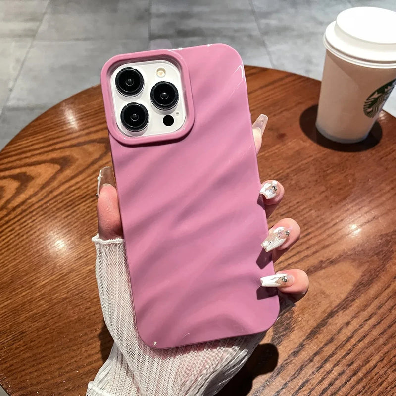 Luxury 3D Wavy Pattern Case